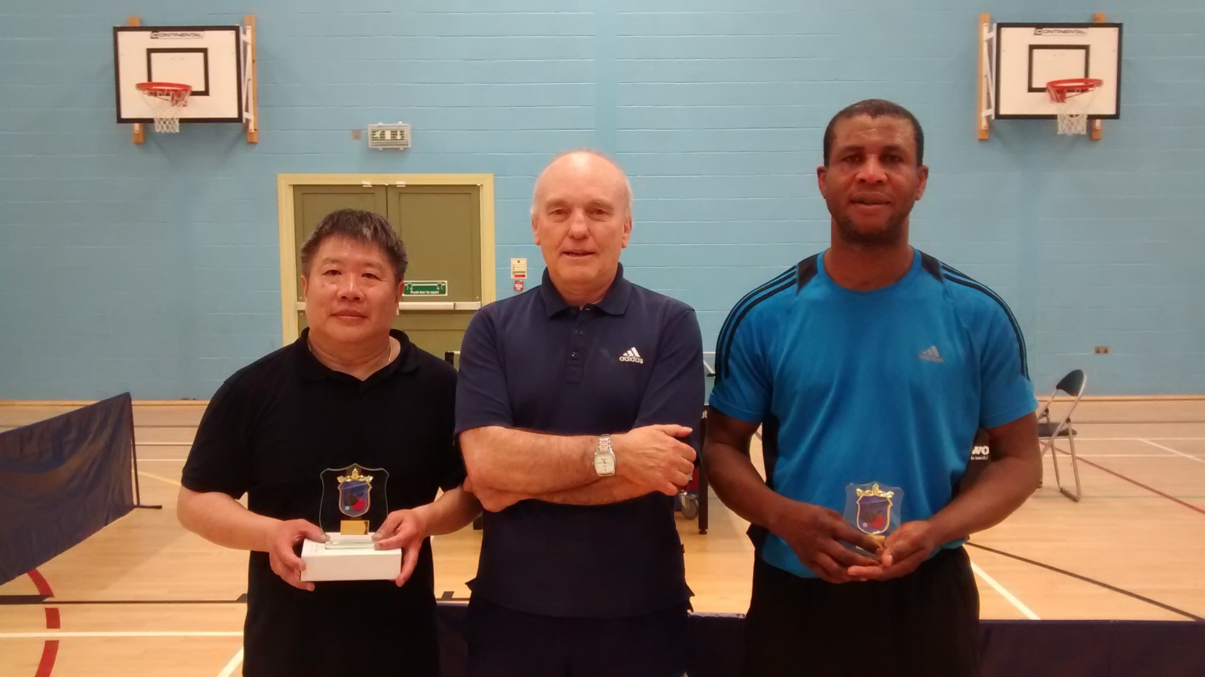 Open Singles Banded Event: Finalists & Tournament Organiser L-R Kyan Chin, Jim Bolton (TO), Charles Musa 